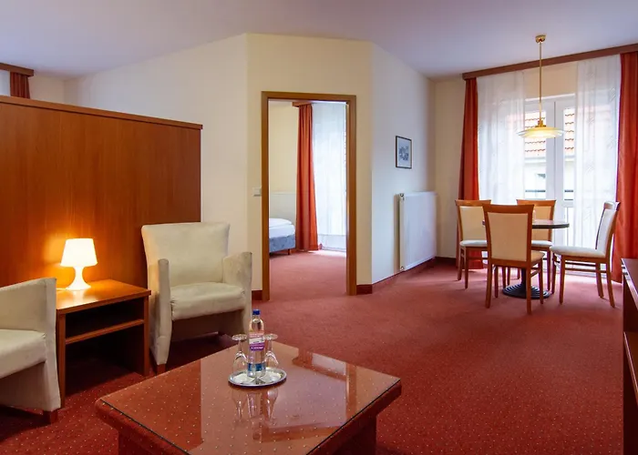 Kleine Amtshotel * Distelhausen